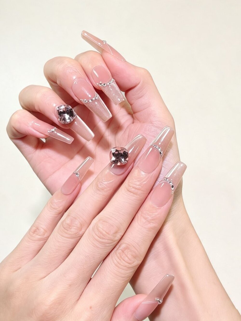 Handmade Nude Champagne Cat Eye Long Coffin Press On Nails With Big Diamond